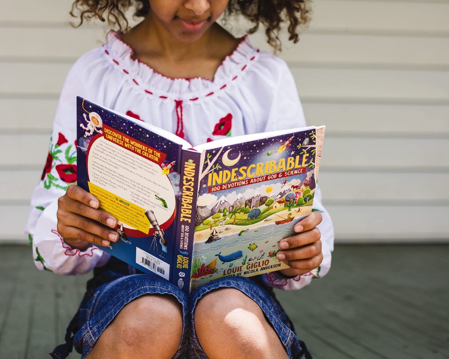 Indescribable: 100 Devotions for Kids About God and Science // Louie Giglio